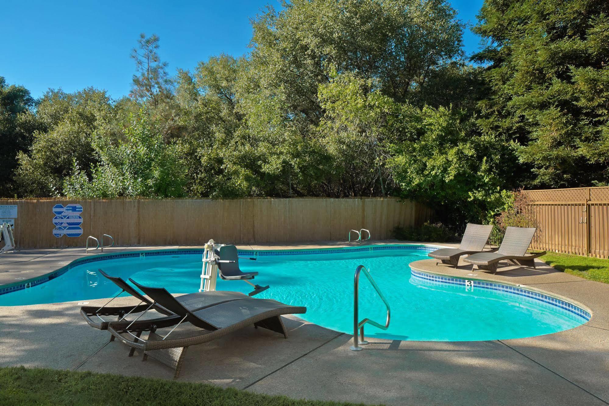 Lake Natoma Inn Folsom Kültér fotó