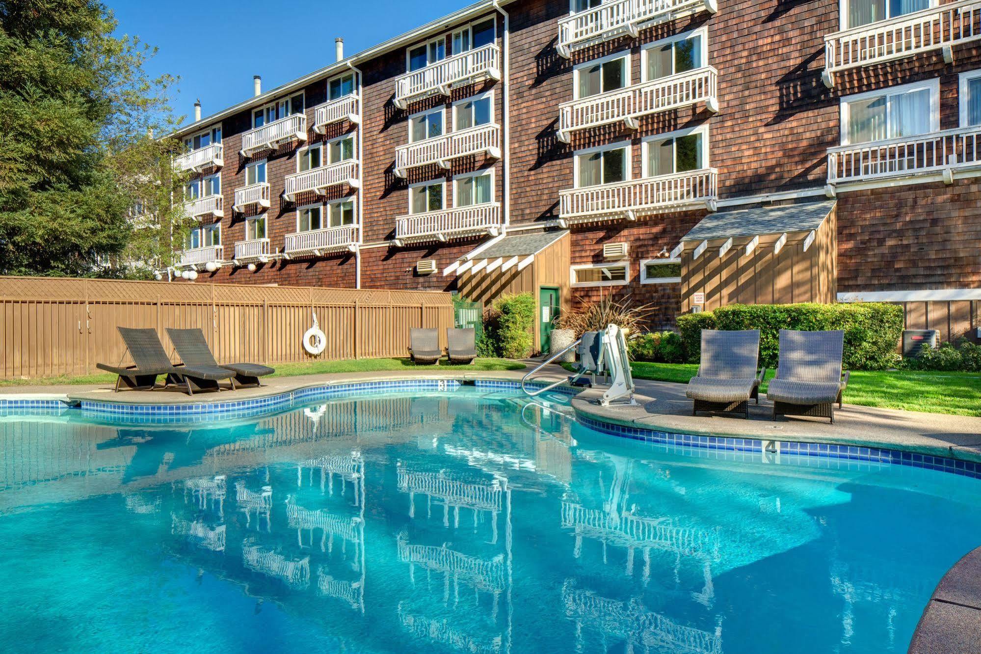 Lake Natoma Inn Folsom Kültér fotó